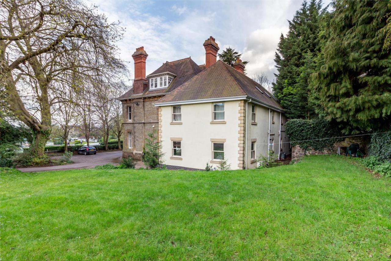 Host & Stay - Hillbrook House Apartment Great Malvern Buitenkant foto